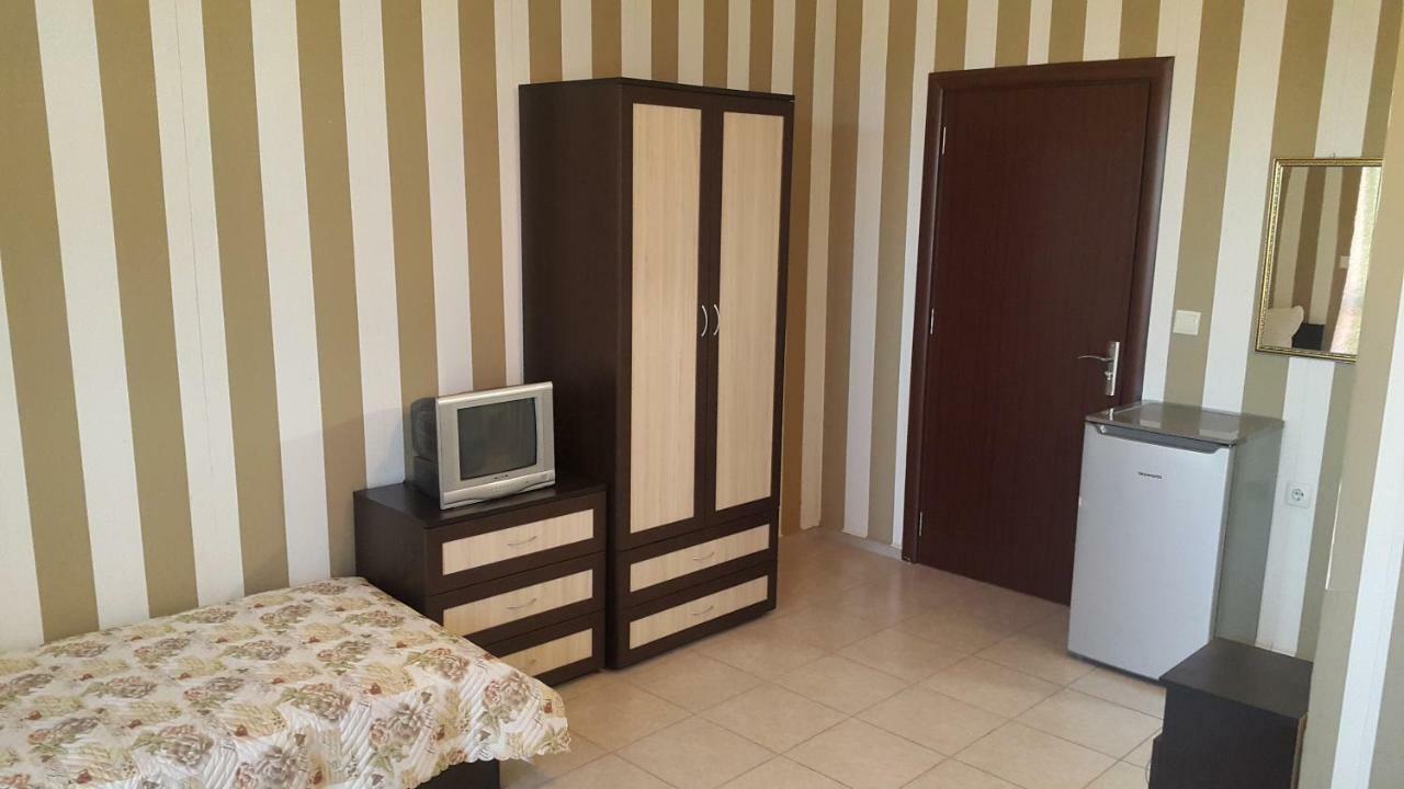 На Гости При Силвия Obzor Ngoại thất bức ảnh